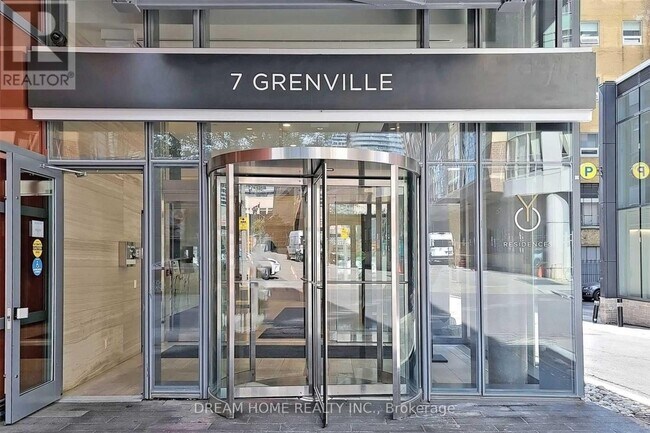 Building Photo - 7 Grenville St
