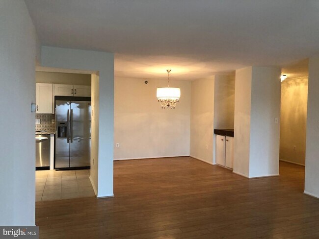 Foto del edificio - 3310 N Leisure World Blvd