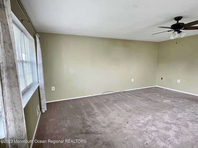 Building Photo - 3284 Mystic Port Pl