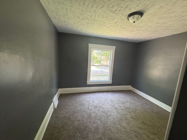 Foto del edificio - 2048 W 95th St