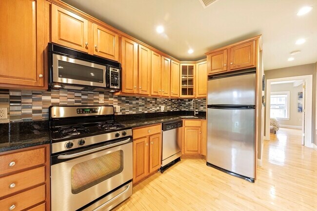 Foto del edificio - 762 E 6th St