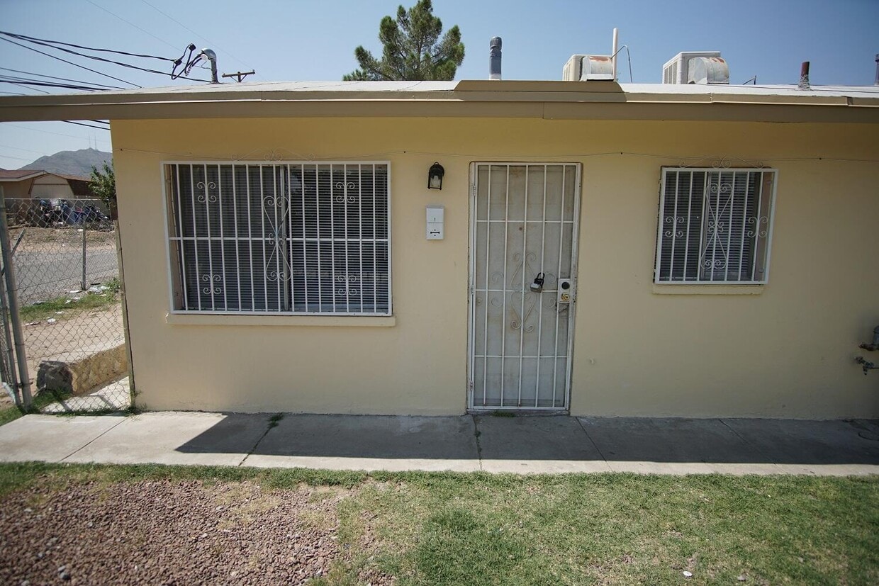 3510 Keltner Ave, El Paso, TX 79904 House for Rent in El Paso, TX