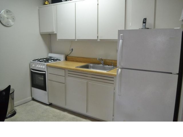 Building Photo - 3 Wyndover Woods Ln