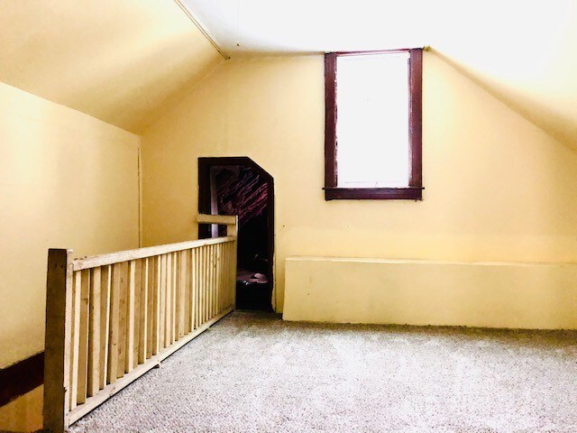 Building Photo - 259 Shumway St
