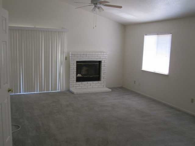 Foto del edificio - 1275 Payne Way