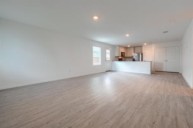 Building Photo - 4117 Equestrian Dr