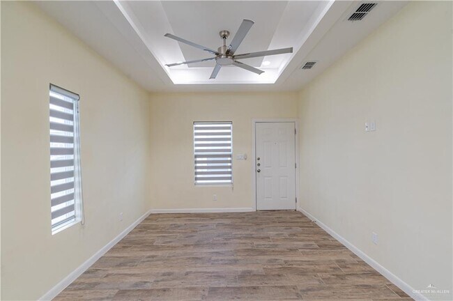 Foto del edificio - 9223 N 59th Ln