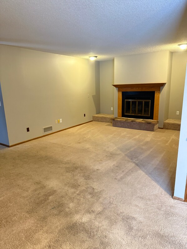 Foto del edificio - 14913 Echo Way