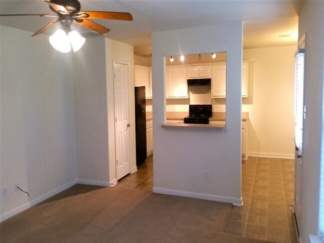 Foto del edificio - 4345 Medina River Loop