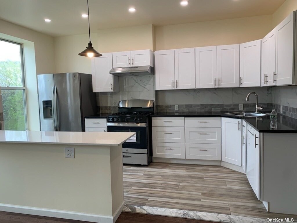 Foto principal - 72-13 69th St