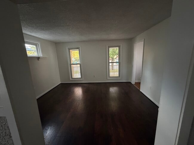 Building Photo - 237 Tremont St