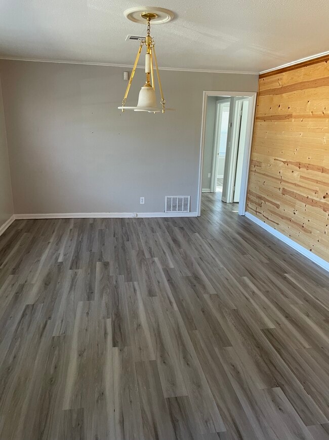Foto del edificio - 4014 E Woodrow Pl