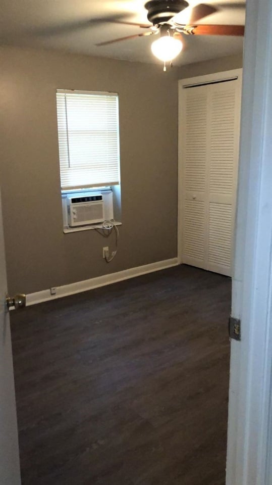 Foto del edificio - 2216 Saxon St