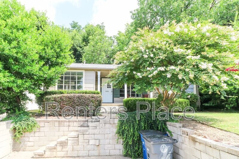 Foto principal - 1439 E 36th St