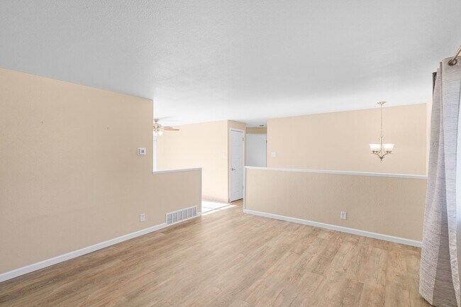 Foto del edificio - Single-Family Home in Pueblo
