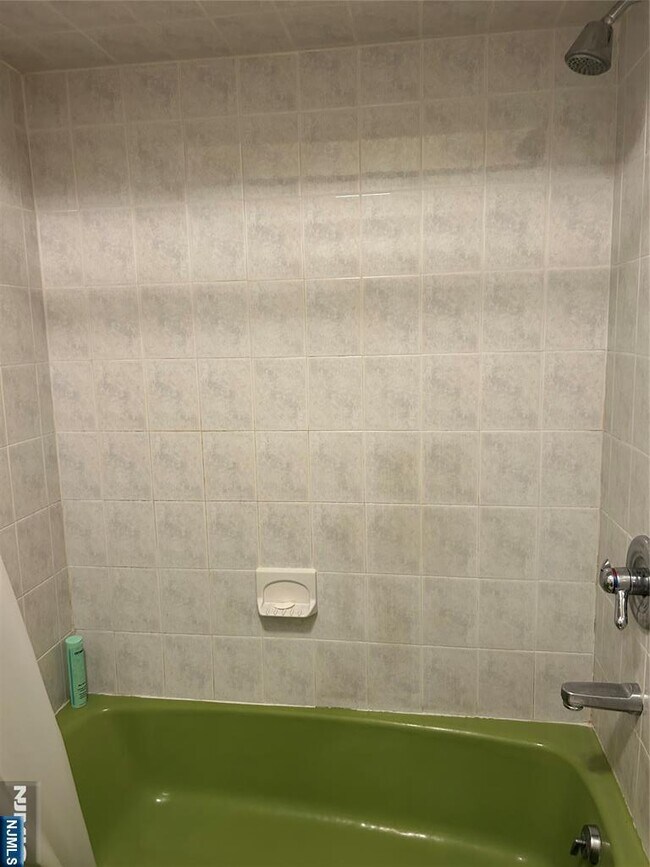 Foto del edificio - 415-417-417 Hamilton St