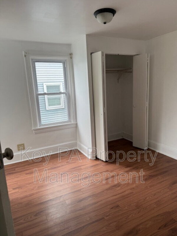 Foto del edificio - 471 Hodgson St