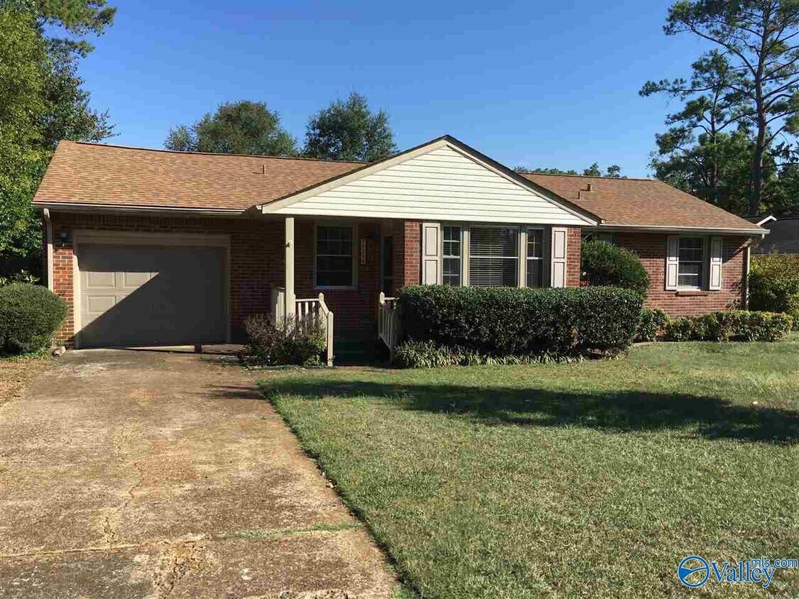 Primary Photo - 7204 Chadwell Rd SW