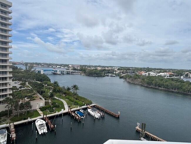 Building Photo - 4201 N Ocean Blvd