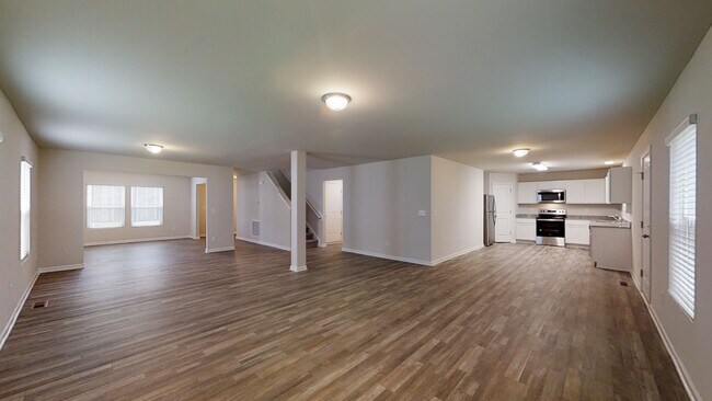 Spacious Downstairs Open Floor Plan - 47 Mariposa Lane