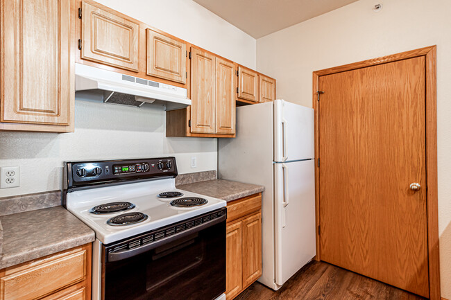 2BD Birch - Cocina - Hickory Pointe