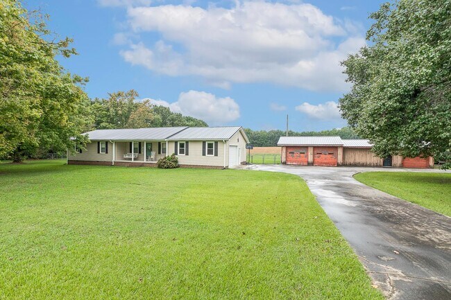 Building Photo - 3518 Lee Ave