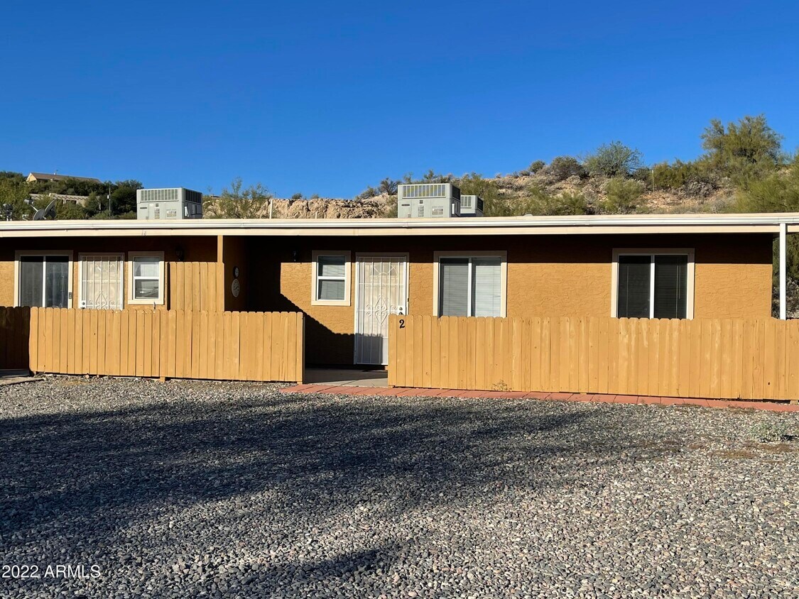 Primary Photo - 19700 E Squaw Valley Dr