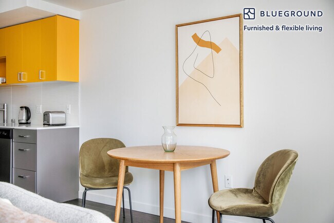 Foto del edificio - 12288 NE 12th Ln