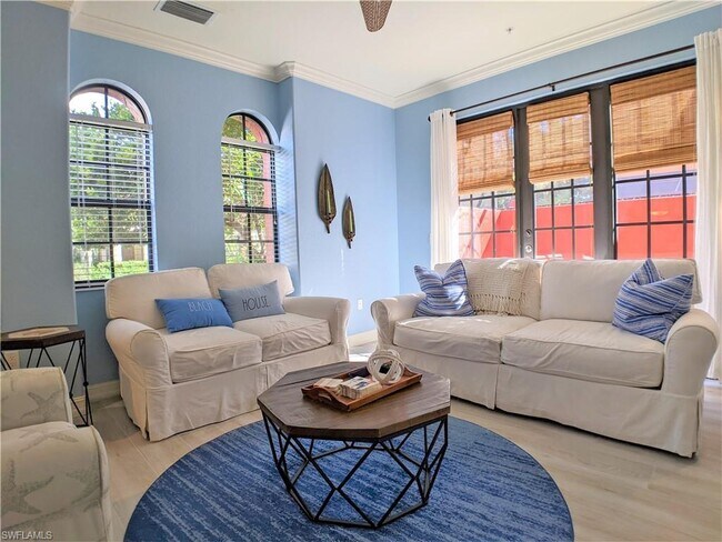 Foto del edificio - 9135 Delano St