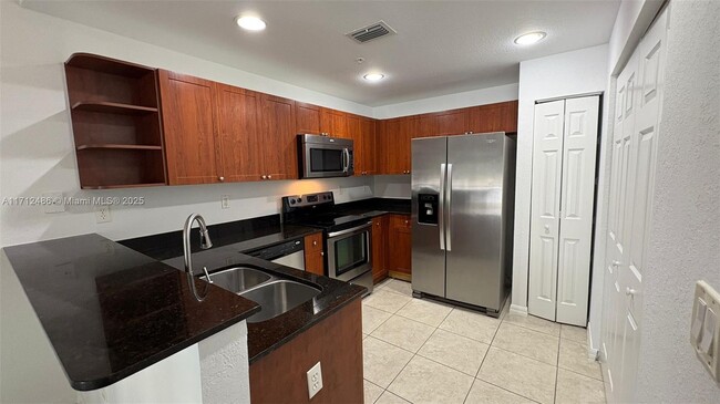 Foto del edificio - 8933 NW 107th Ct