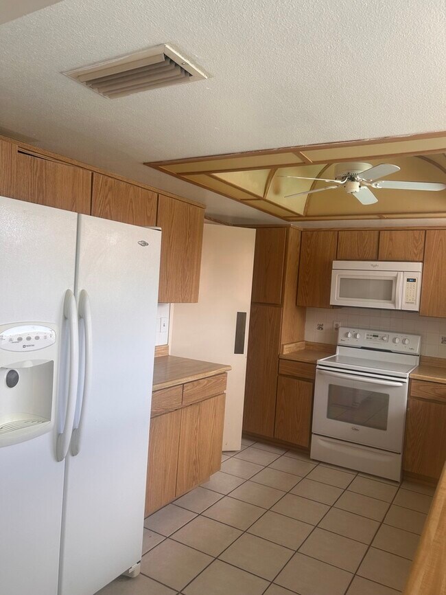 Foto del edificio - 2407 W Le Marche Ave