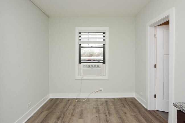 Foto del edificio - 725 St Johns Ave