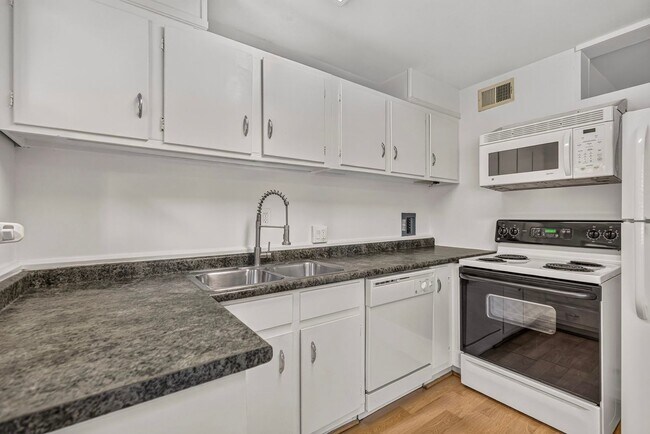 Photo - 62 Faris Cir. Townhome