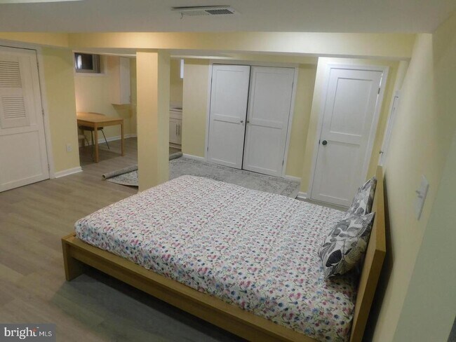 Foto del edificio - 5600 11th St N