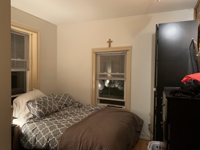Bedroom with plenty storage - 1706 U St NW