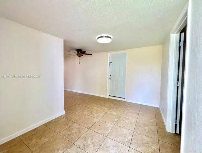 Foto del edificio - 4221 SW 36th St