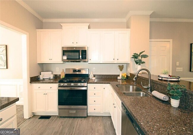 Foto del edificio - 1213 Kingsbury Ln