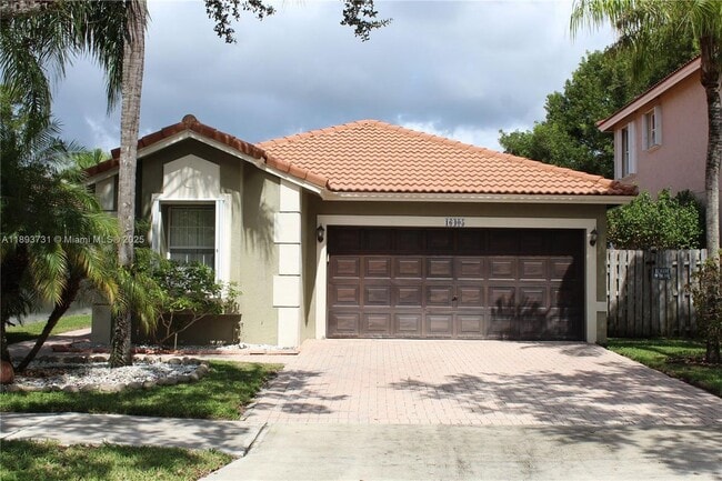 Building Photo - 16405 Sapphire St