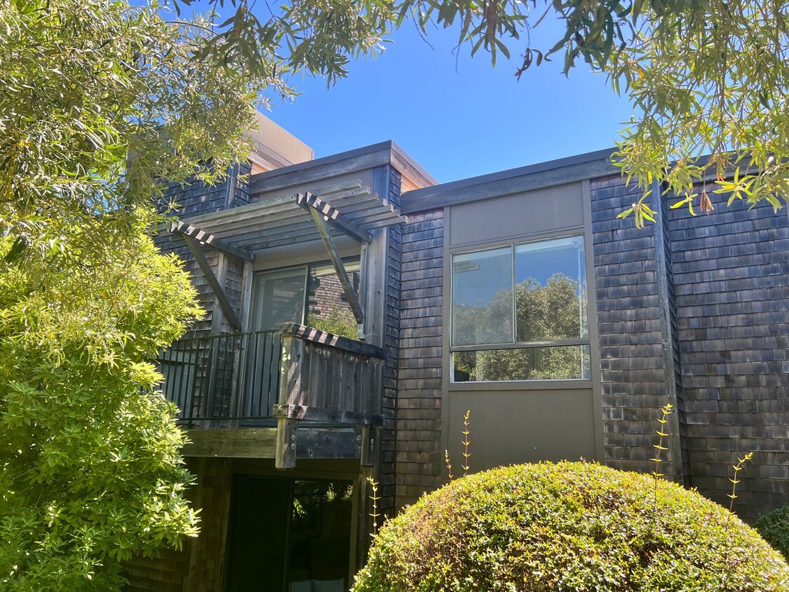 563 Seaver Dr, Mill Valley, CA 94941 - Condo for Rent in Mill Valley ...