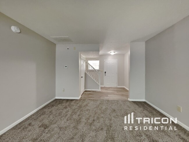 Foto del edificio - 6422 Coconut Ct
