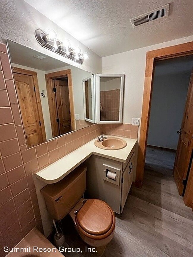 Building Photo - 1 br, 1 bath House - 670 Bills Ranch Rd. B...
