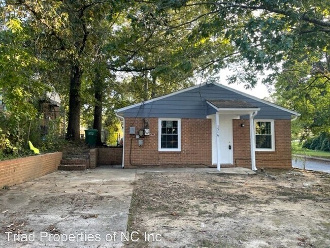 Building Photo - 3 br, 1 bath House - 1516 Graves Ave