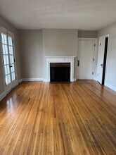 Building Photo - 361 Cliffside Dr