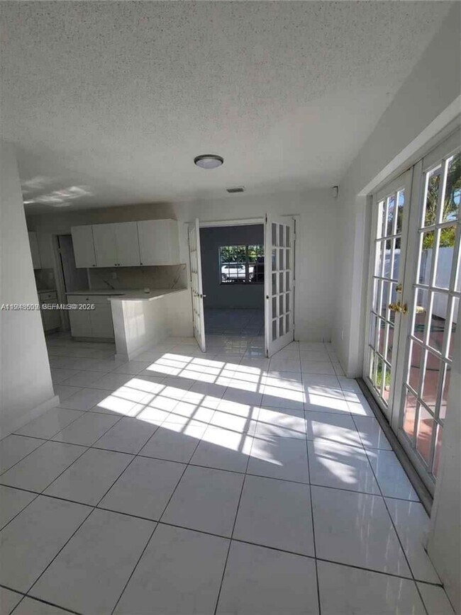 Foto del edificio - 12305 SW 42nd St
