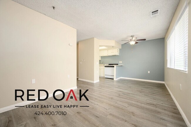 Building Photo - ~SENIOR 55+ HOUSING~ Incredible and Bright...
