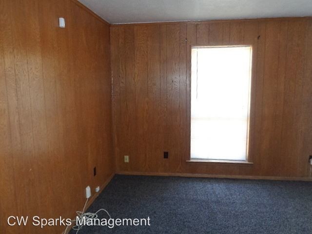 Building Photo - 4037-4037 Ovid Ave