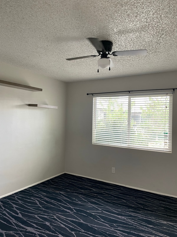 Building Photo - 20158 Rimrock Rd E