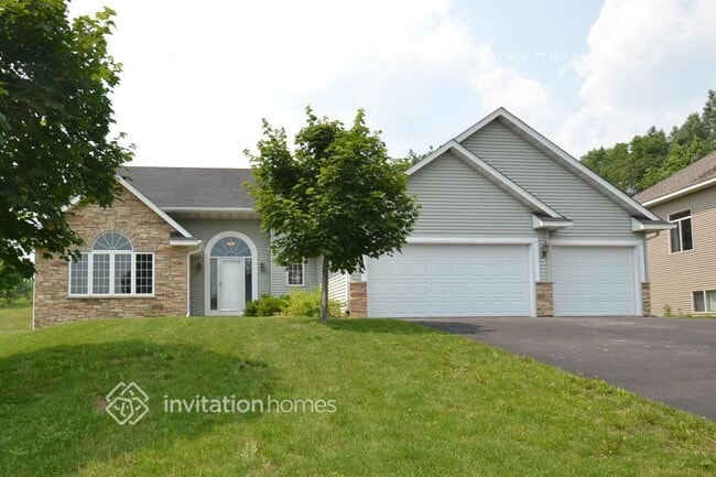 336 Brady St