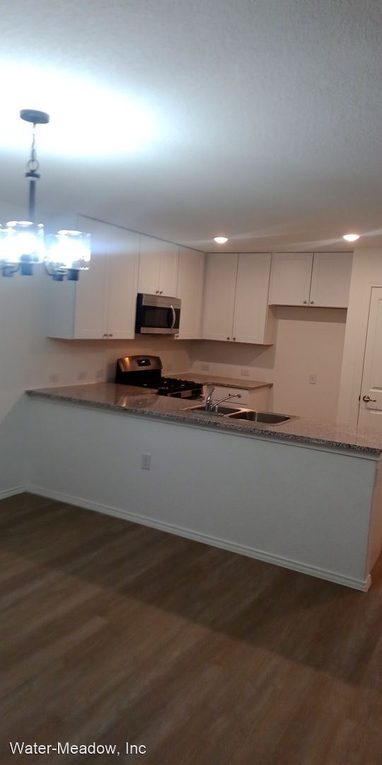 Foto del edificio - 4 br, 2.5 bath House - 11942 Cink Dr