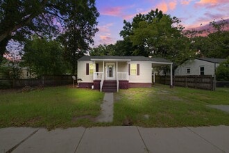 Building Photo - 2603 Stark Ln